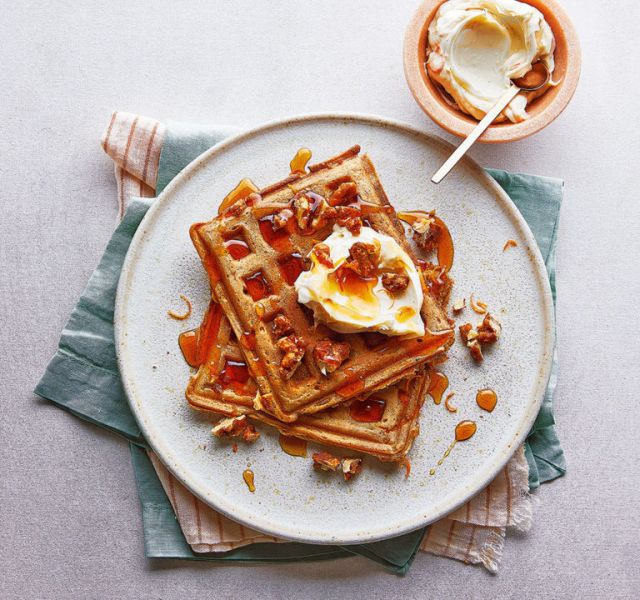 carrot cake waffles